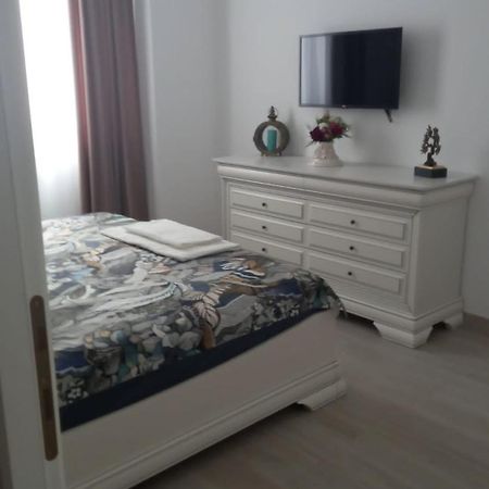 Campus Apartment Constanta Exterior photo